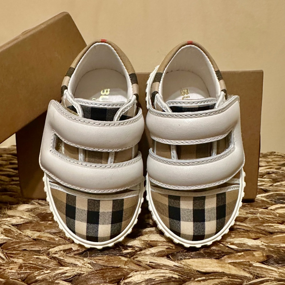 Burberry Kids Signature Print  Shoes